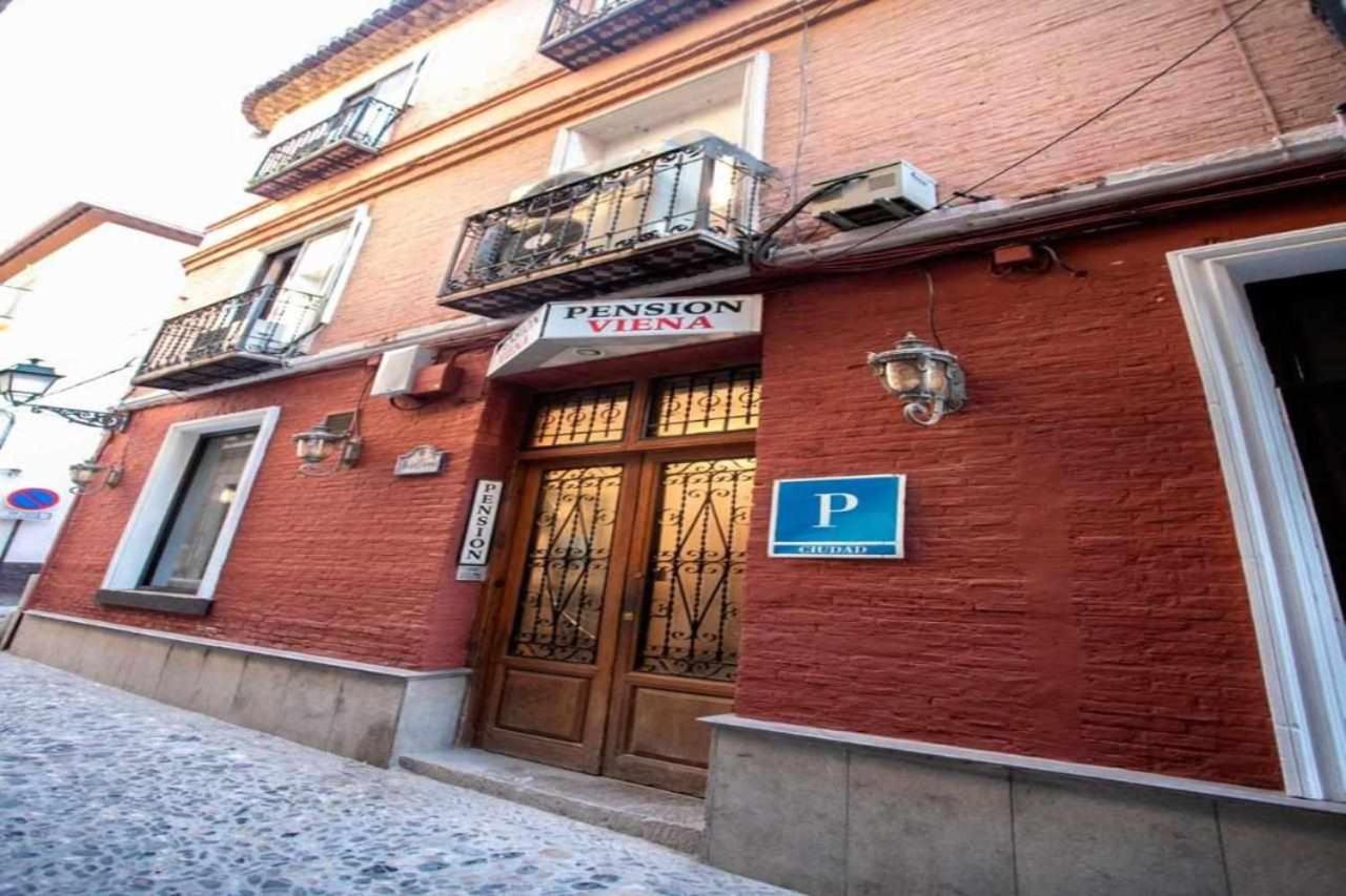 Hostal Viena Plaza Nueva Granada Exterior photo